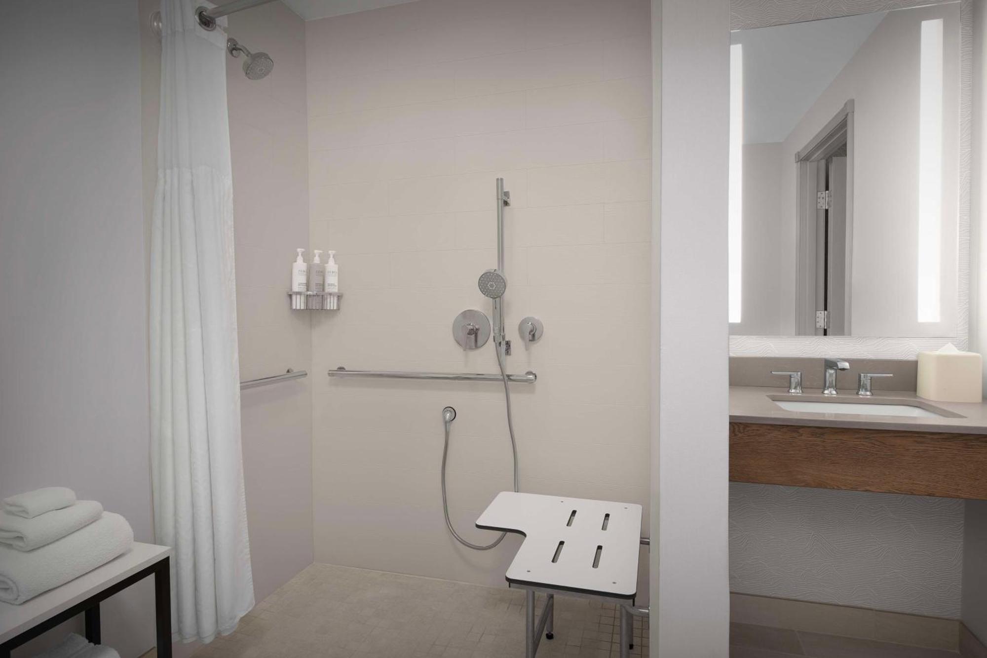 Hilton Garden Inn Casper Ngoại thất bức ảnh